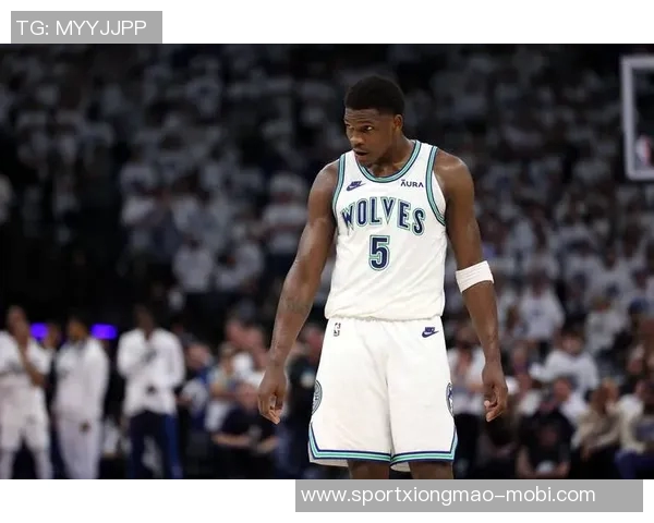 森林狼社媒庆祝马年爱德华兹今日穿中国新年配色AE2展现节日气氛