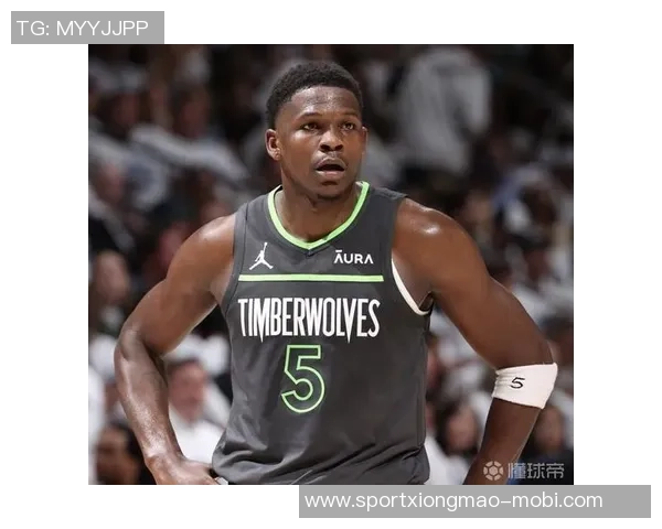 爱德华兹独砍39分难救球队无力回天27投13中罚球14中10表现抢眼 爱德华兹独砍39分难救球队无力回天27投13中罚球14中10表现抢眼